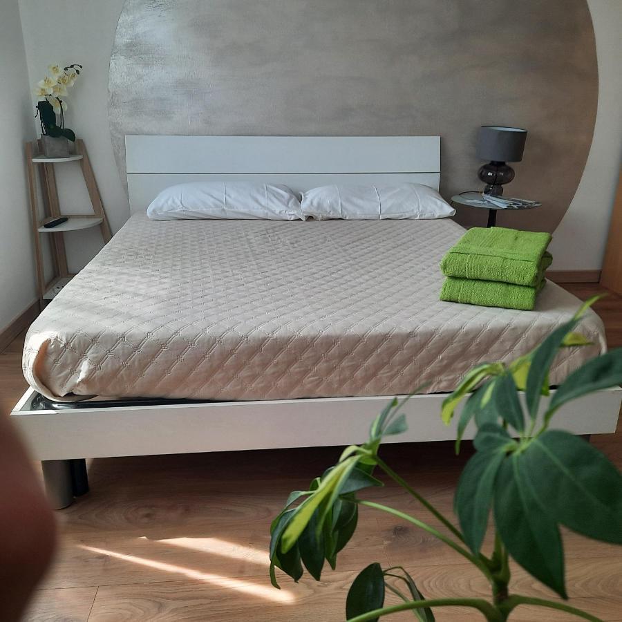 Sprio House Appartement Omegna Buitenkant foto