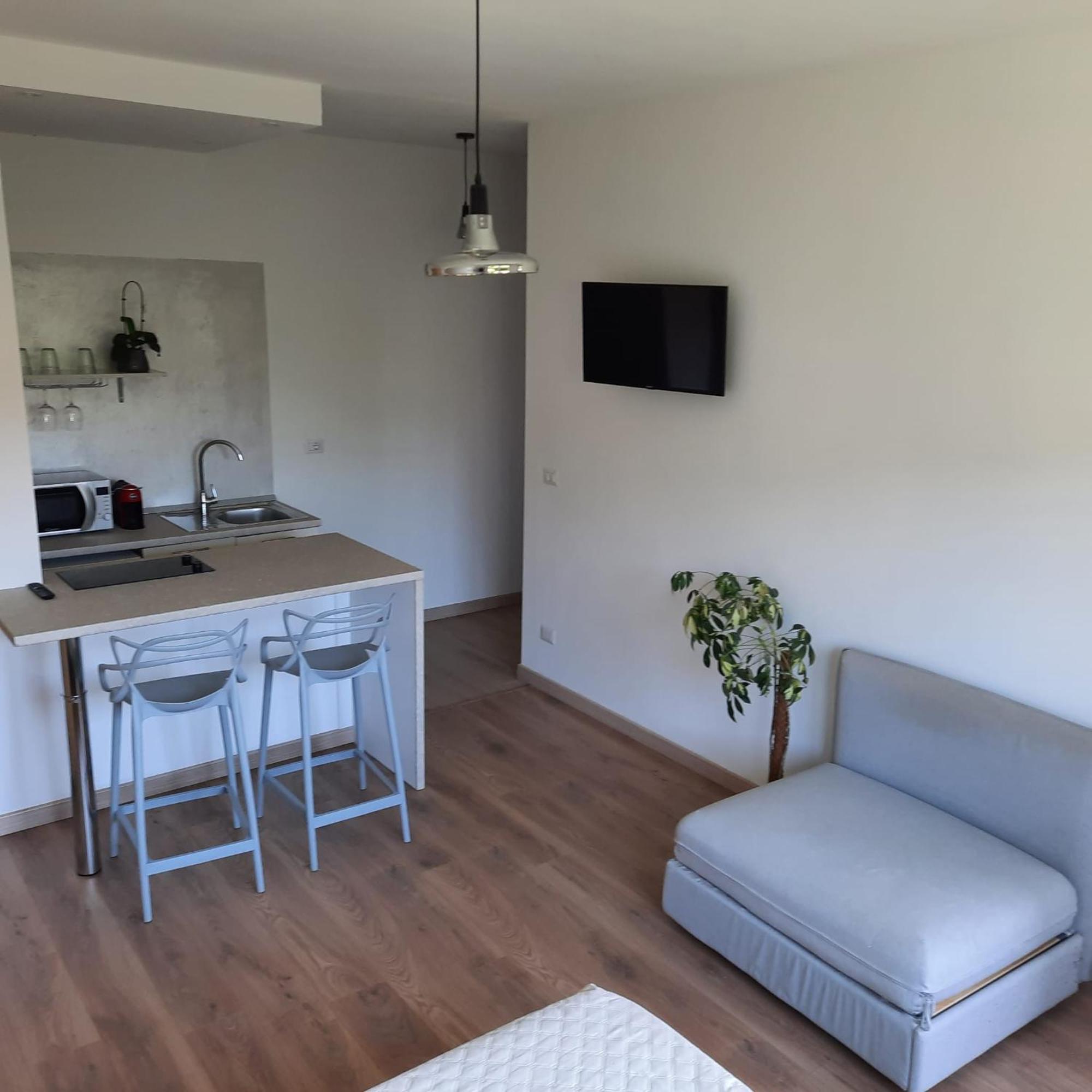 Sprio House Appartement Omegna Buitenkant foto